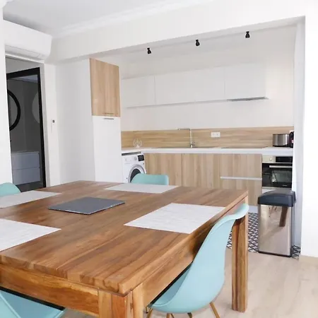 Magnificent T3 Proximity To Renovated Port In 2020 Nice
