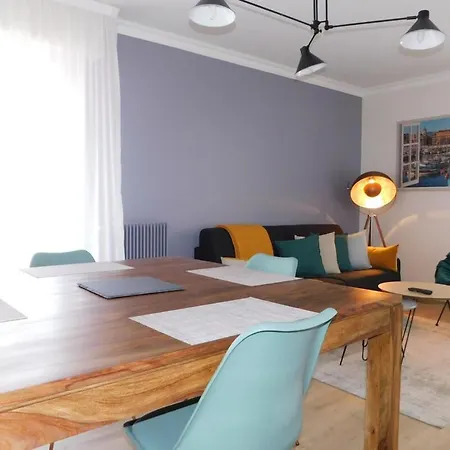Magnificent T3 Proximity To Renovated Port In 2020